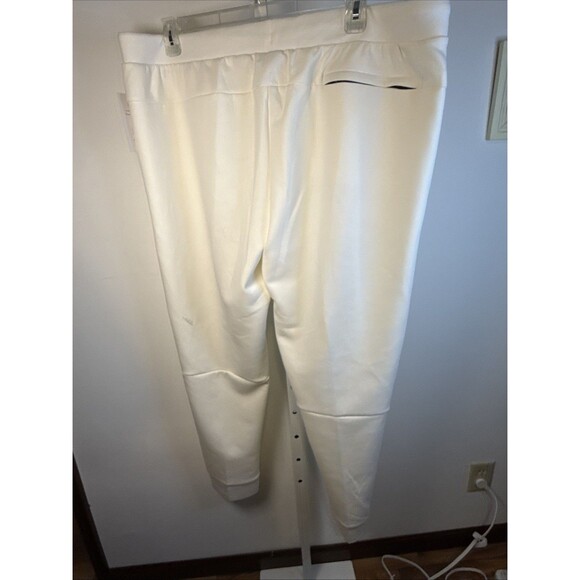 NEW 2-Men's Athletic Works Jogger Sweatpants XXL White  Blue Trim 2 Pair - Picture 7 of 13
